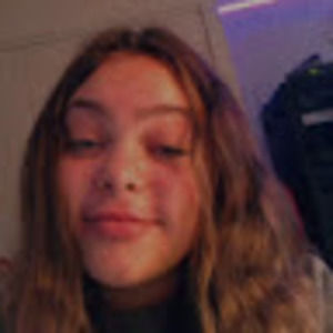 Meet your Posher, Carly